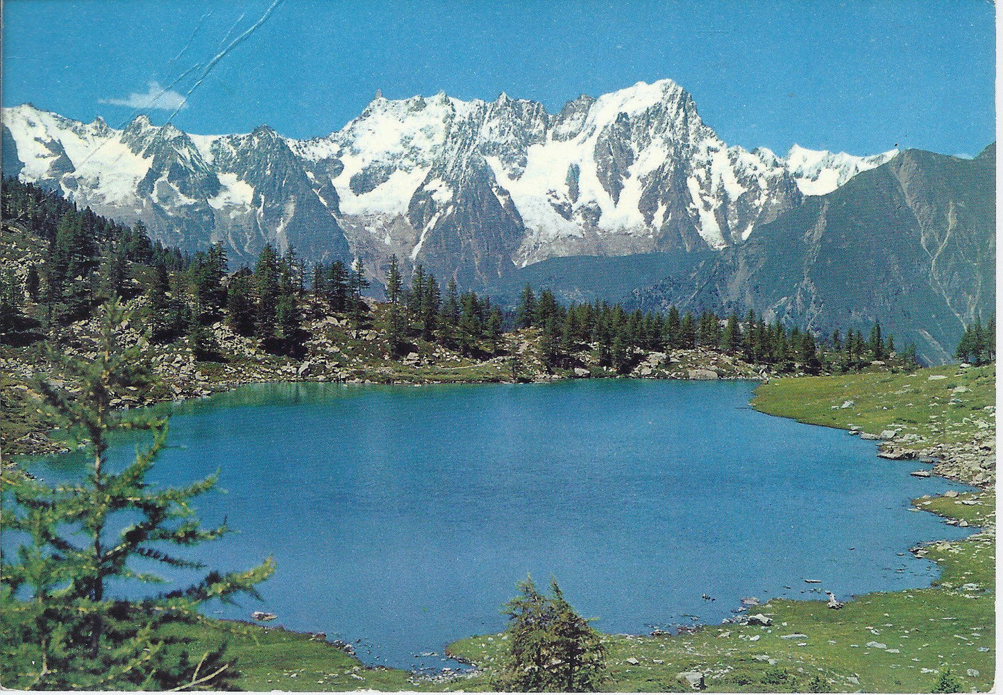IL LAGO D'ARPY - SULLO SFONDO LA CATENA DEL M. BIANCO -