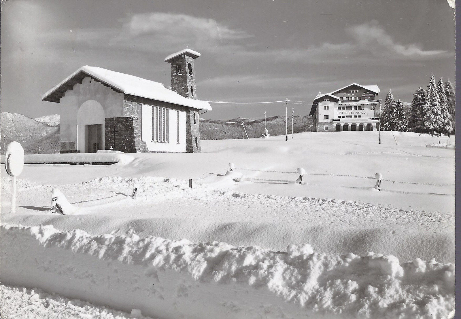 ALTIPIANO DEL CANSIGLIO - LA NUOVA CHIESETTA - HOTEL SAN MAR