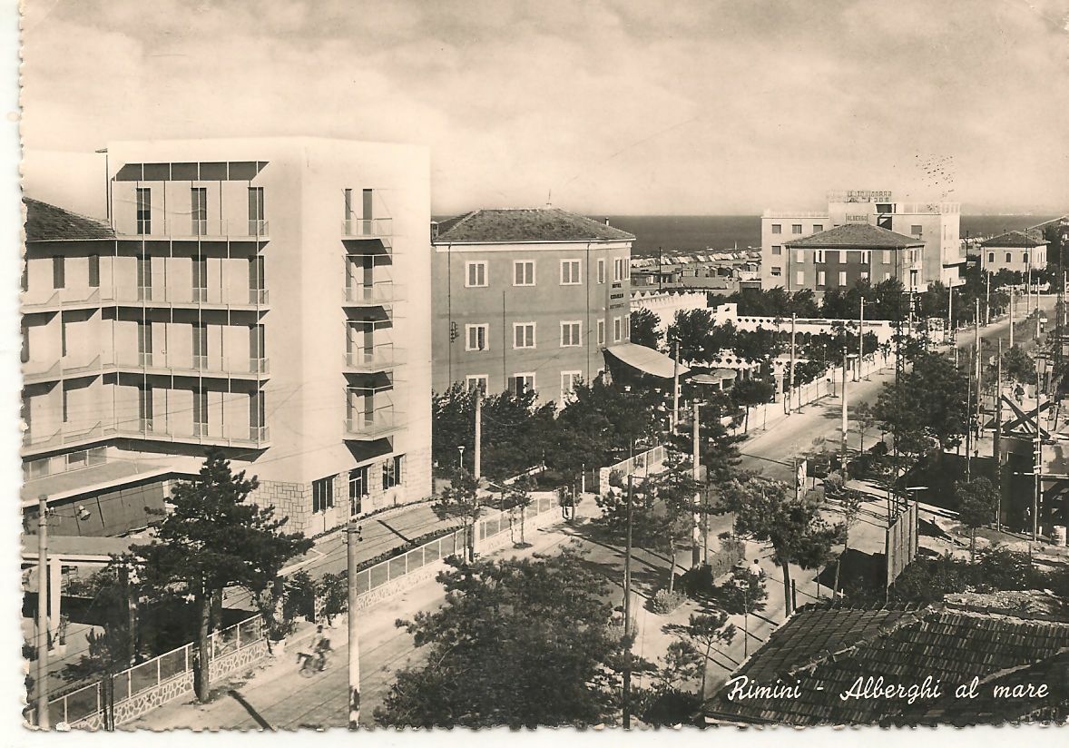 RIMINI -ALBERGHI AL MARE - V1953