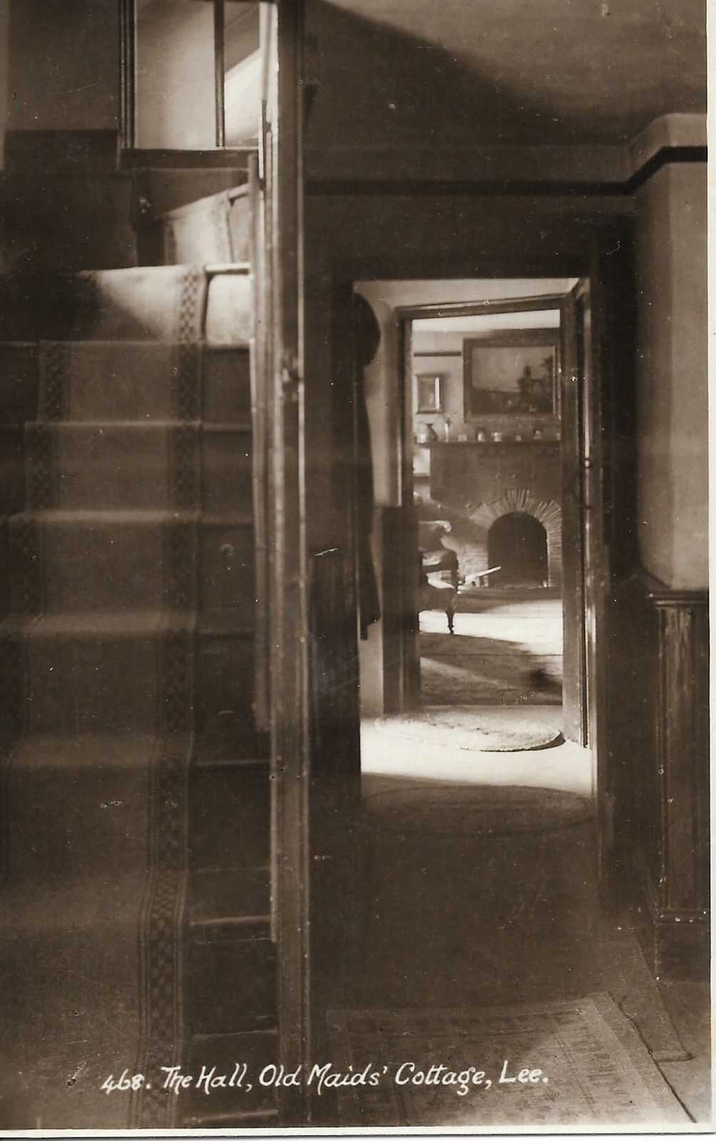 LEE - OLD MAID'S COTTAGE - THE HALL - NV/NT