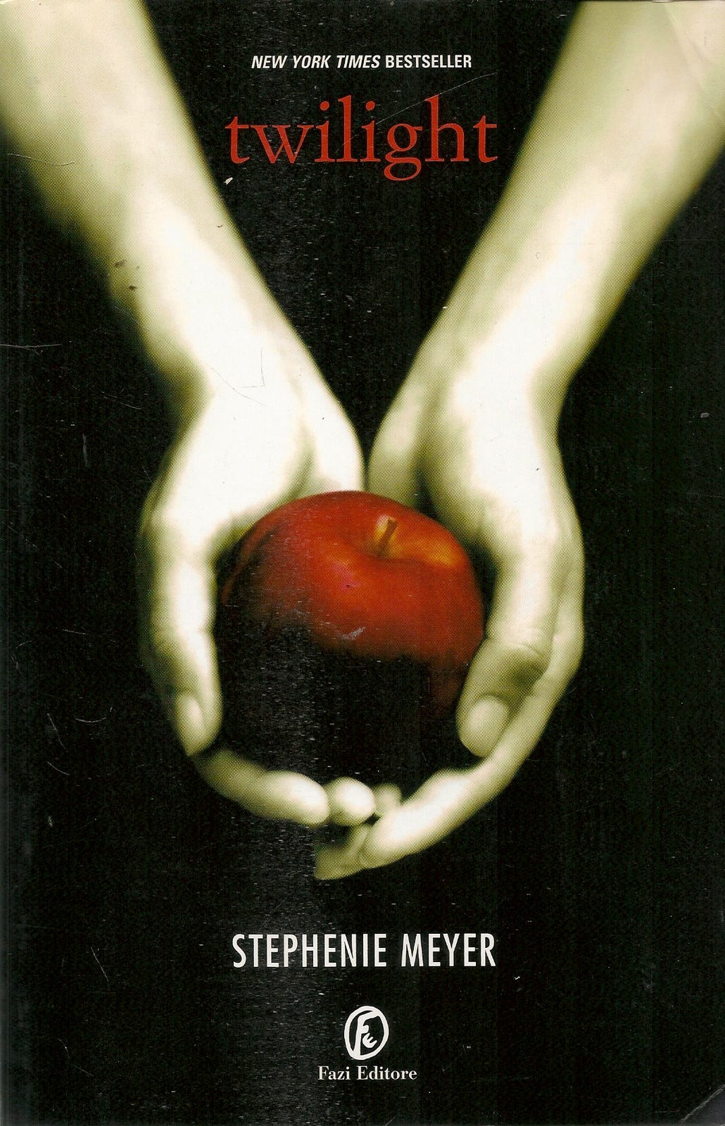 TWLIGHT - STEPHANIE MEYER