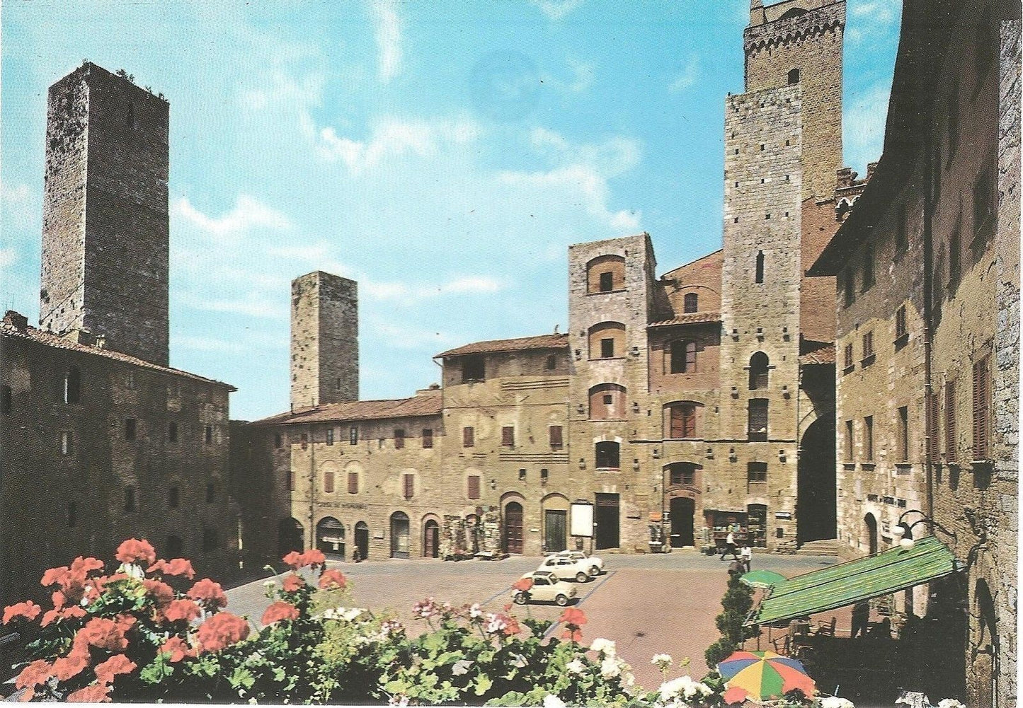 SAN GIMIGNANO - PIAZZA DELLA CISTERNA - NV