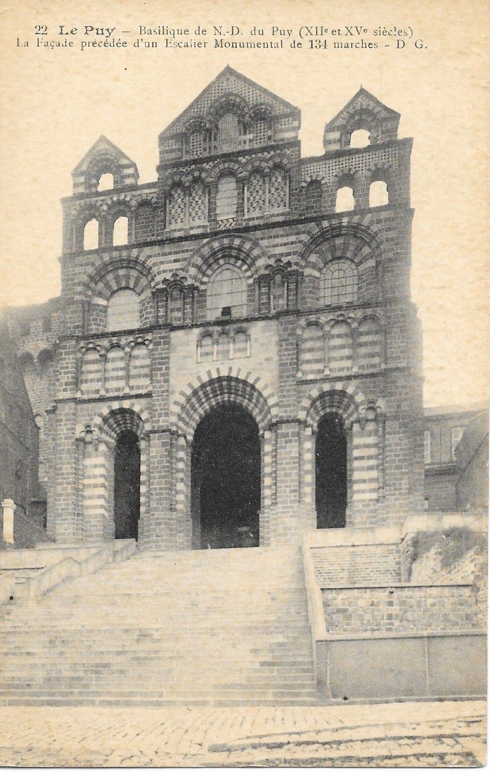 LE PUY - BASILIQUE DE N.D. DEU PUY - FACADE - NV