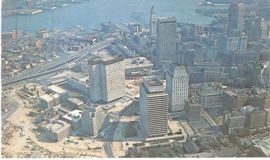 BOSTON - GOVERNMENT CENTER AND BOSTON WATERFRONT - V IN BUST