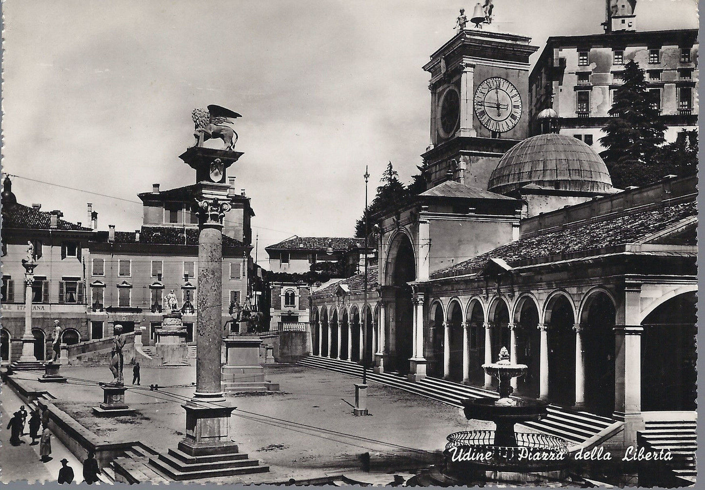 UDINE - PIAZZA DELLA LIBERTA' - V1954