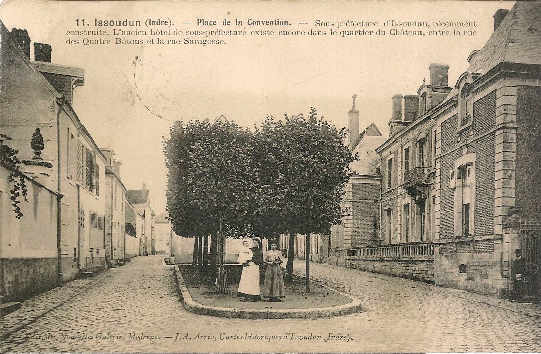 ISSOUDUN - PLACE DE LA CONVENTION - V1910