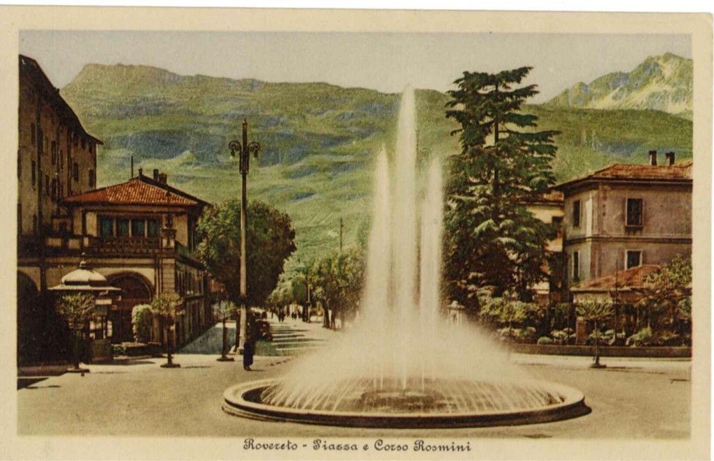ROVERETO - PIAZZA ROSMINI