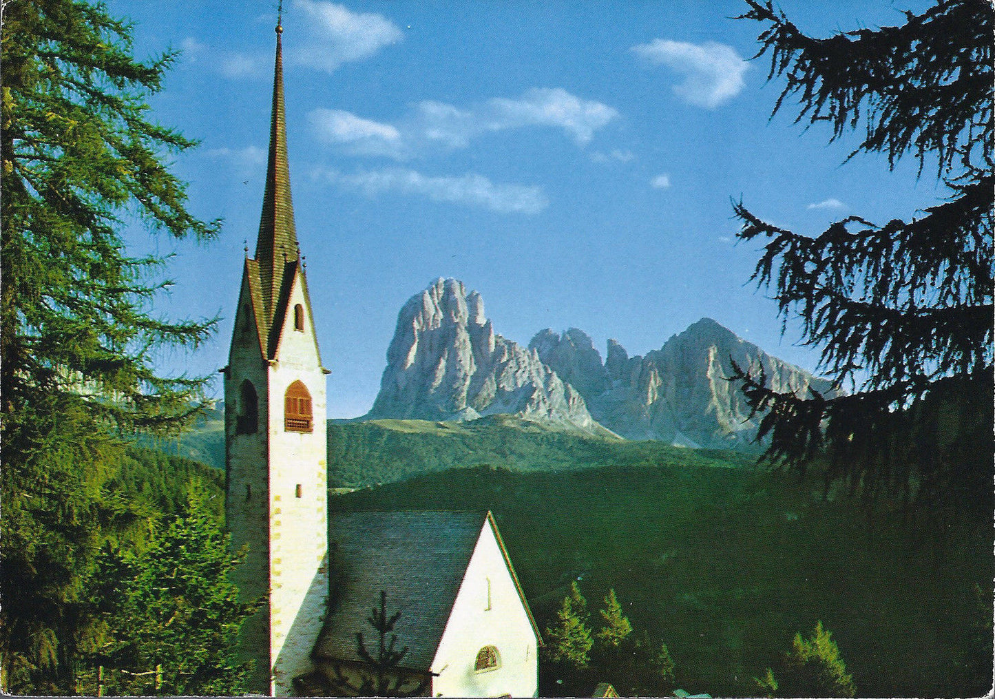 VAL GARDENA - LA CHIESETTA DI SAN GIACOMO E IL GRUPPO DEL SA