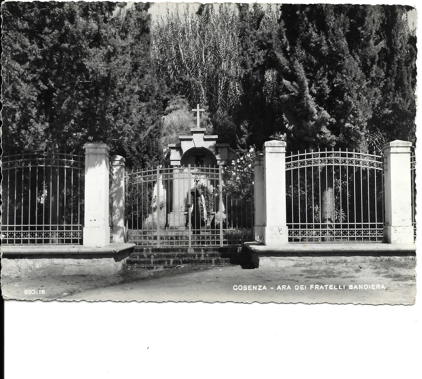 COSENZA - ARA DEI FRATELLI BANDIERA - V1957