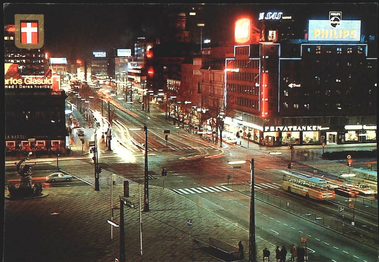 KOPENHAGEN - DER RATHAUSPLADS BEI NACHT - V1986