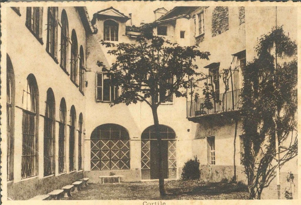 MONDOVI - CASA SANTA MARIA TERESA - INTERNO CORTILE -NV