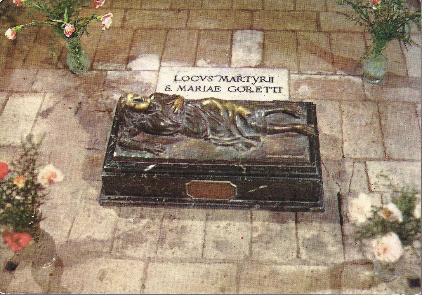 FERRIERE - INTERNO DELLA CAMERA DEL MARTIRIO DI S. MARIA GOR