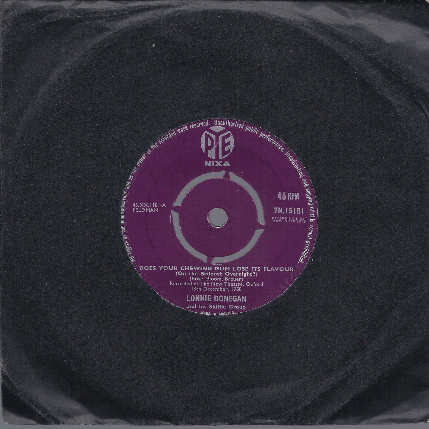 DOES YOUR CHEWING GUM LOSE ITS FLAVOUR - AUNT RHODY -- LONNIE DONEGAN