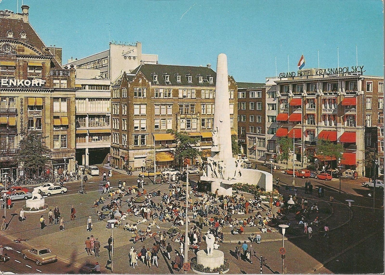 AMSTERDAM - NATIONAL MONUMENT ON THE DAM - NV/NT