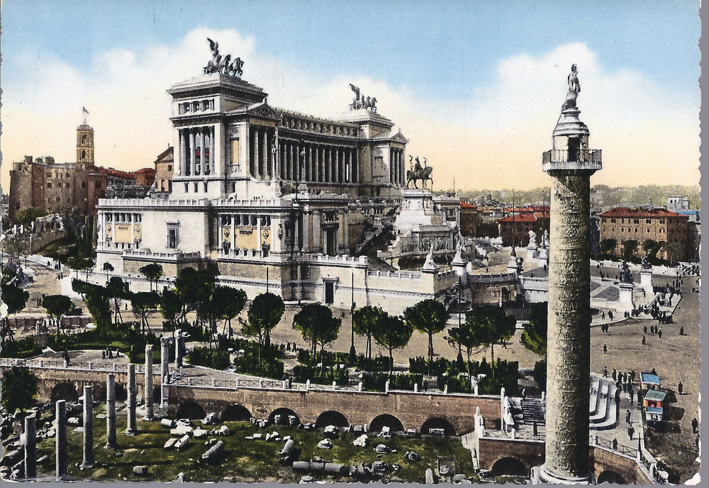 ROMA - FORO TRAIANO E MONUMENTO A VITTORIO EMANUELE II - NV