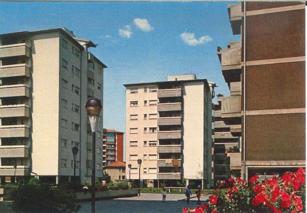 NOVATE MILANESE - VIA MONTEROSA - NV