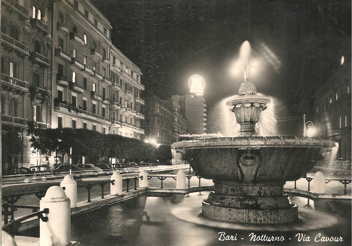 BARI - NOTTURNO VIA CAVOUR -V1956