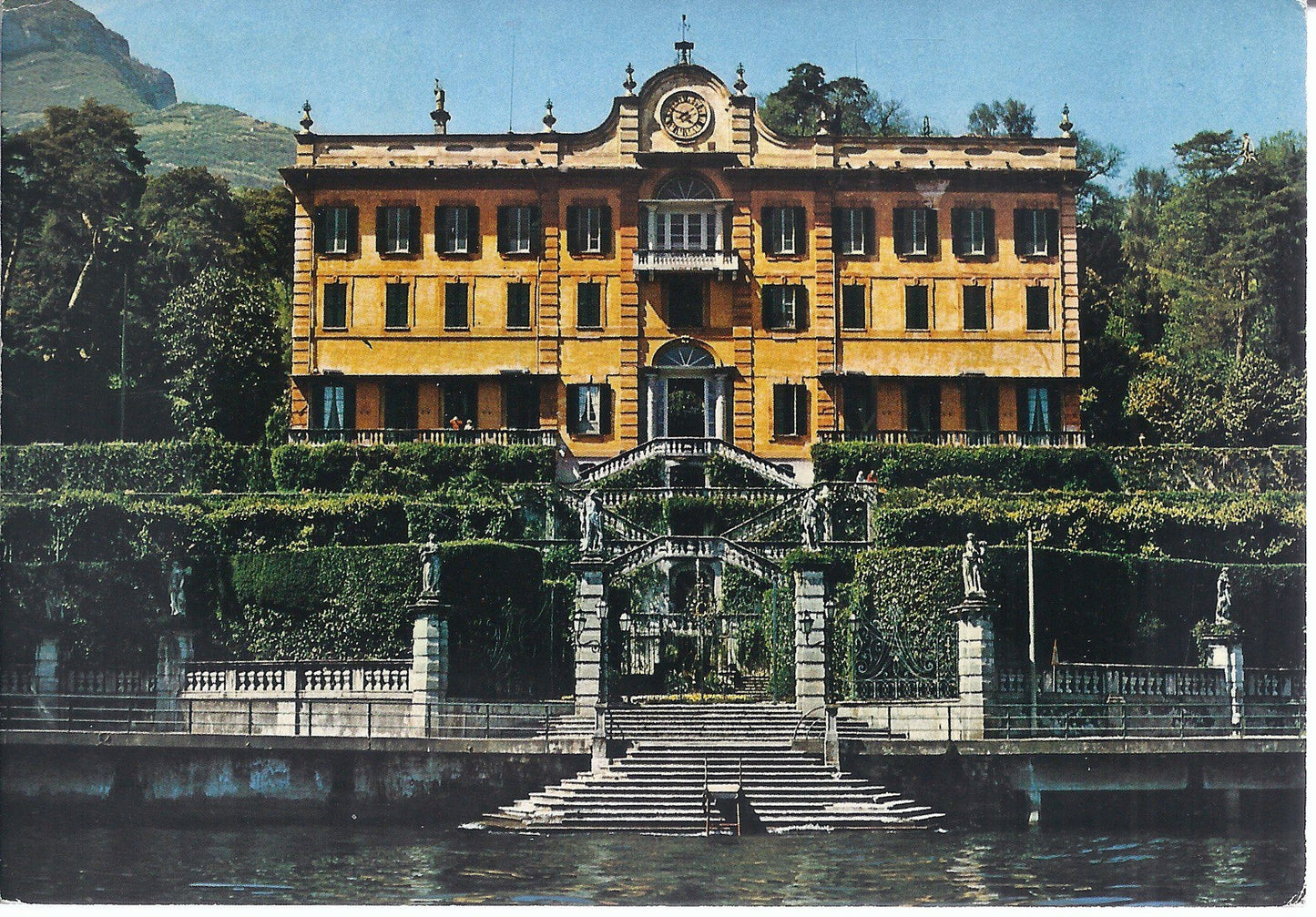 LAGO DI COMO E TREMEZZINA - VILLA CARLOTTA VISTA DAL LAGO -