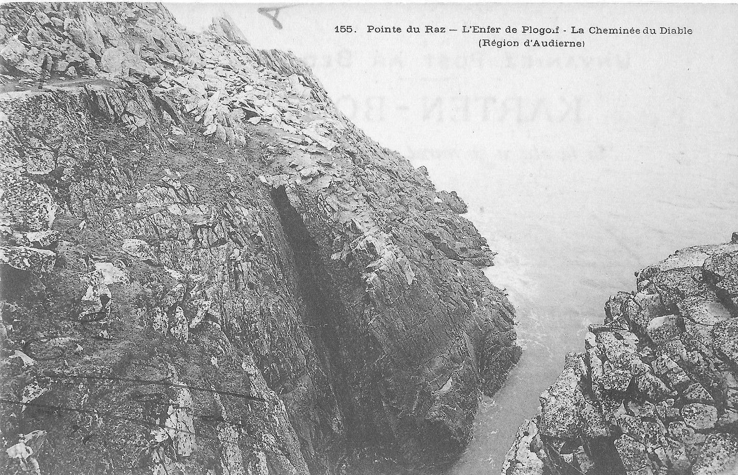 POINTE DU RAZ - ENFER DE PLOGLOFF - CHEMINÉE DU DIABL