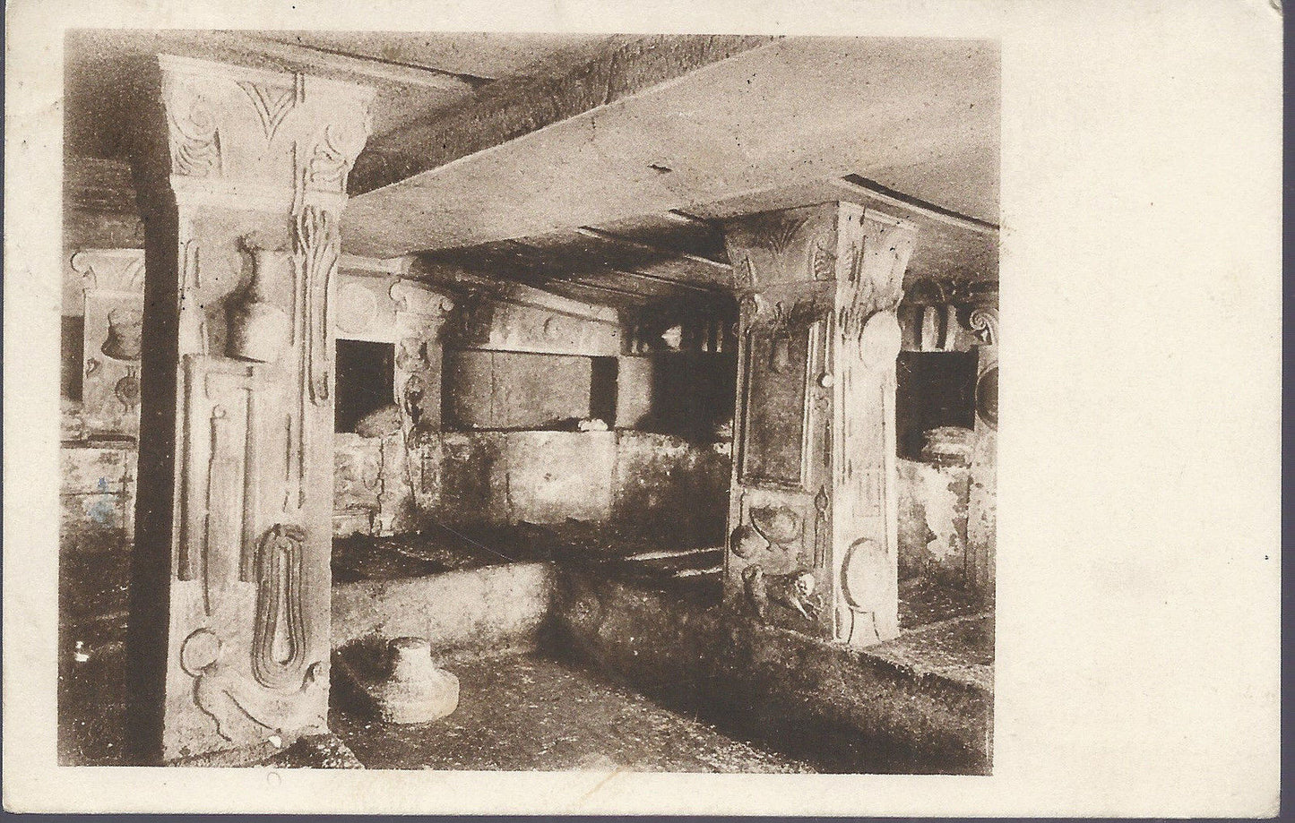 CAERE CERVETERI - NECROPOLI ETRUSCA - TOMBA DEI RILIEVI -