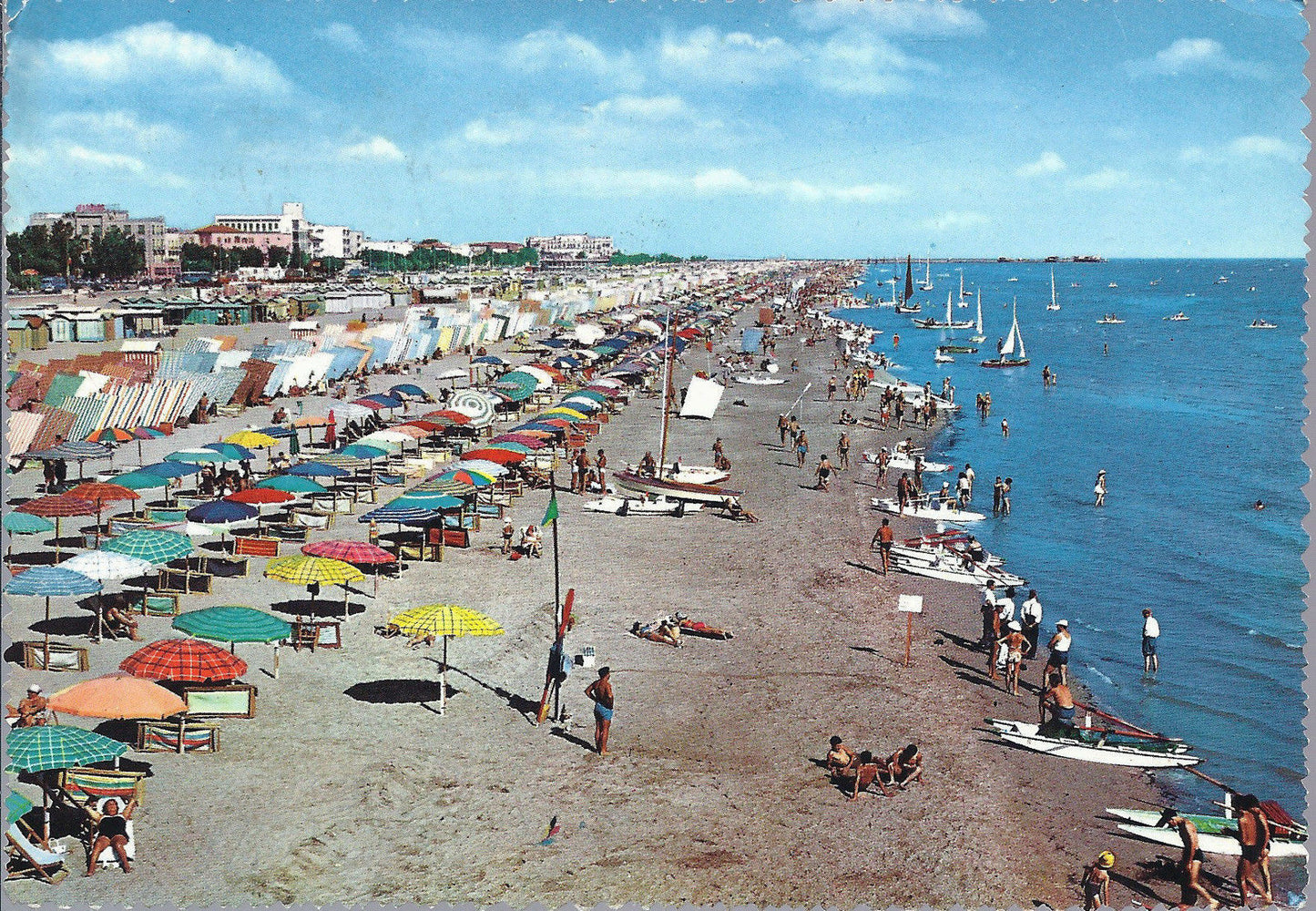RIMINI - LA GRANDE SPIAGGIA - V1960