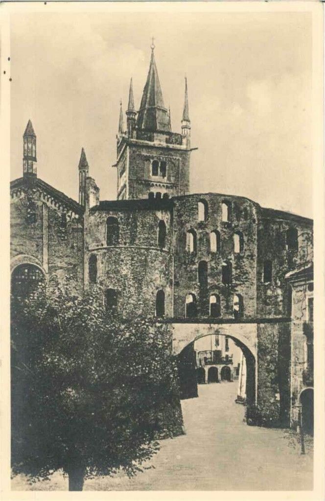 SUSA - CAMPANILE E TORRI CIVICHE - NV