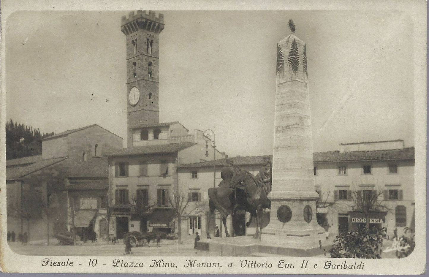 FIESOLE - PIAZZA MINO - MONUM. A VITTORIO EMANUELE II e GARI