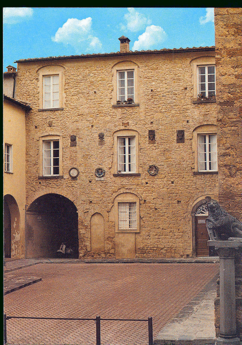 POMARANCE - PIAZZA CAVOUR - V1989