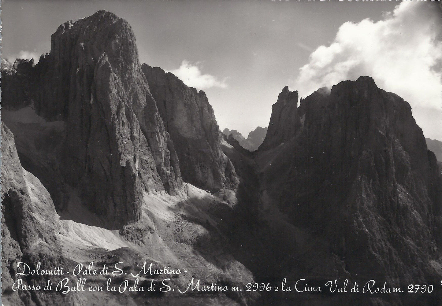 DOLOMITI - PASSO DI BALL CON LA PALA DI S. MARTINO E LA CIMA