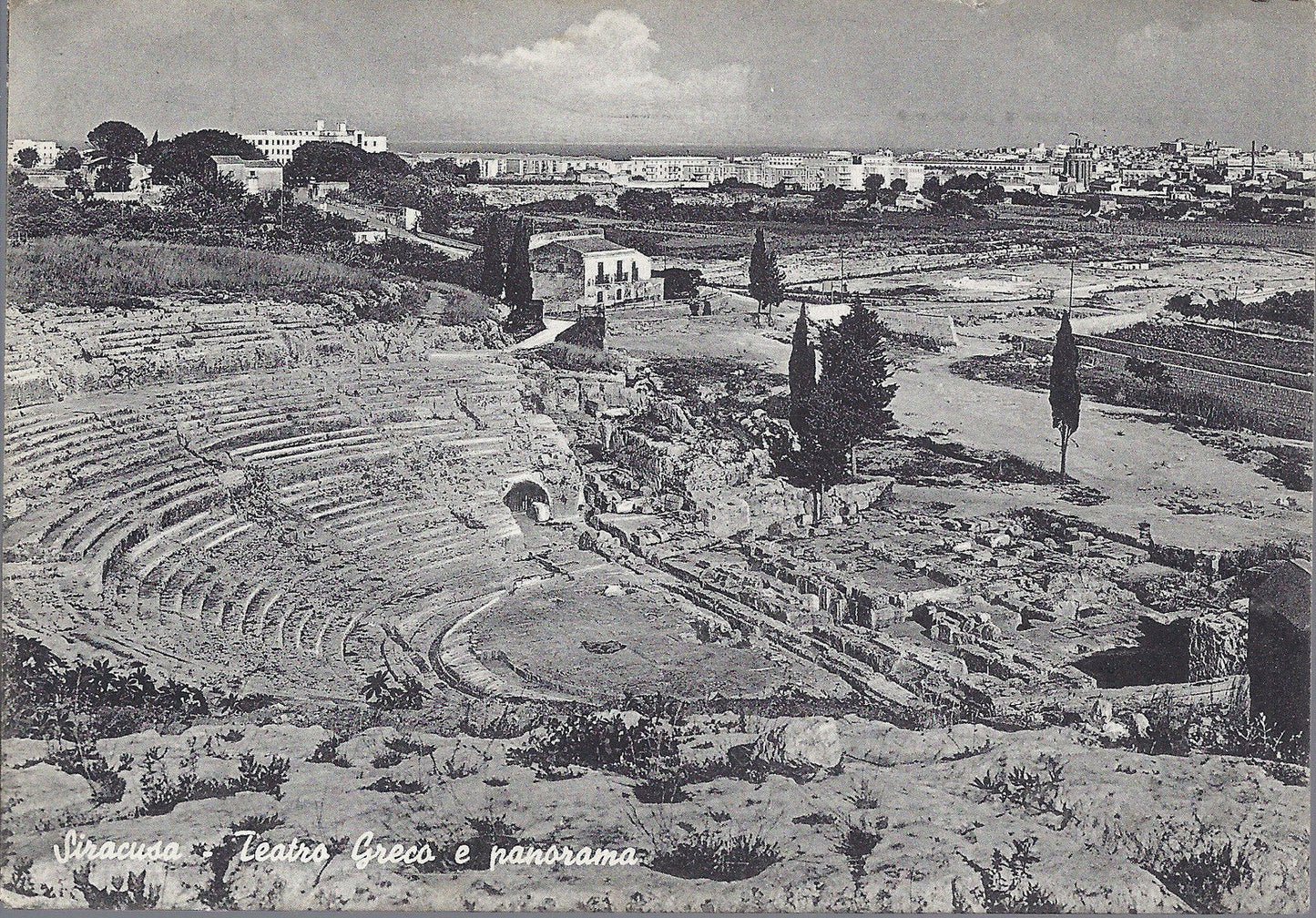 SIRACUSA - TEATRO GRECO E PANORAMA - V1954