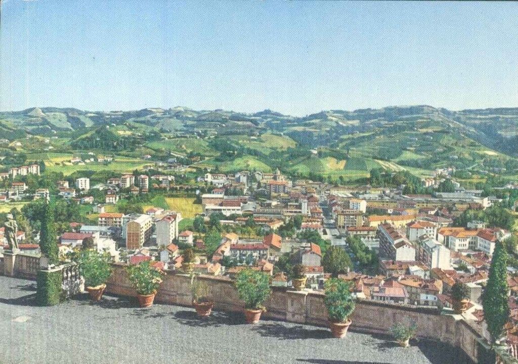 CANELLI - PANORAMA DAL CASTELLO - V1970