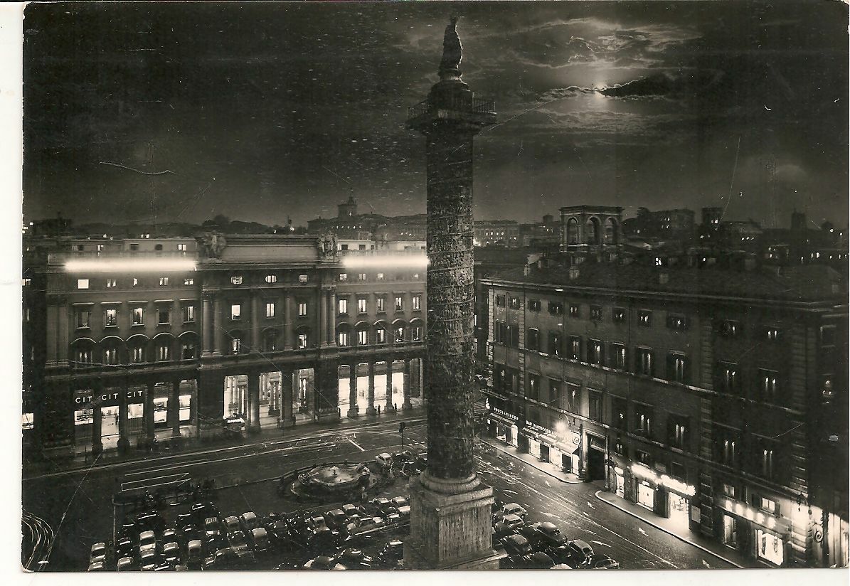 ROMA PIAZZA COLONNA - NOTTURNO - V1960