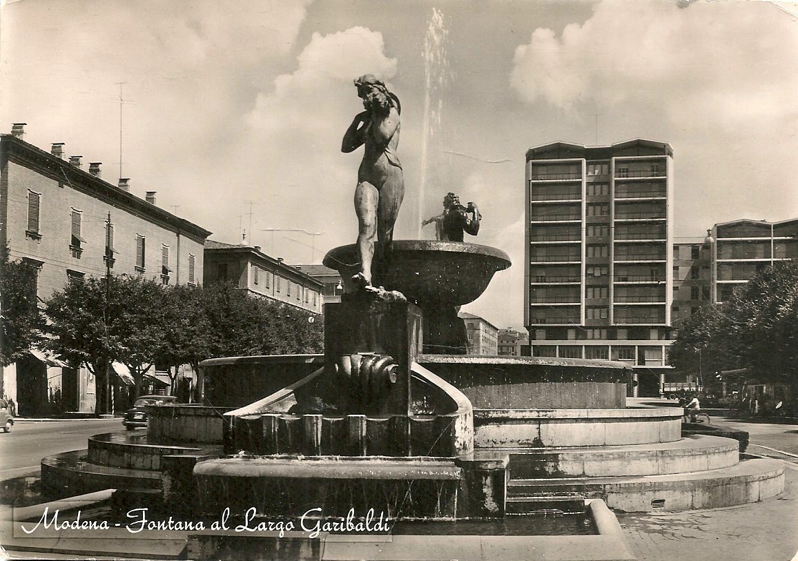 MODENA - FONTANA AL LARGO GARIBALDI - V ANNI 50