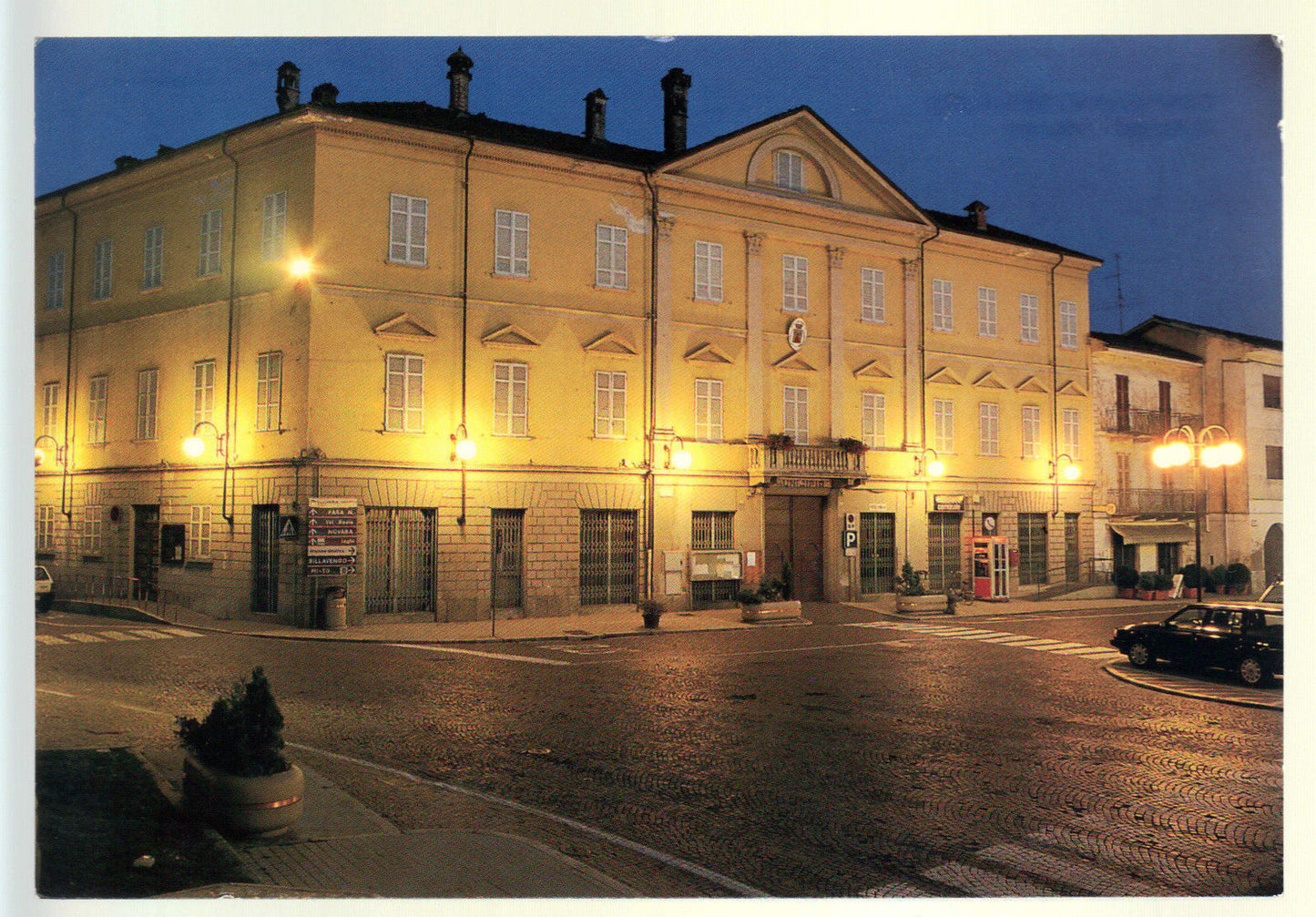CARPIGNANO SESIA - MUNICIPIO - notturno - NV