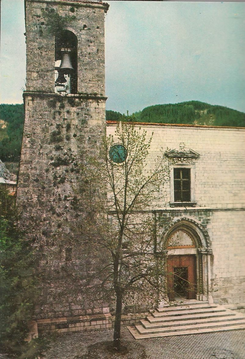 PESCASSEROLI - CHIESA PARROCCHIALE - V1978