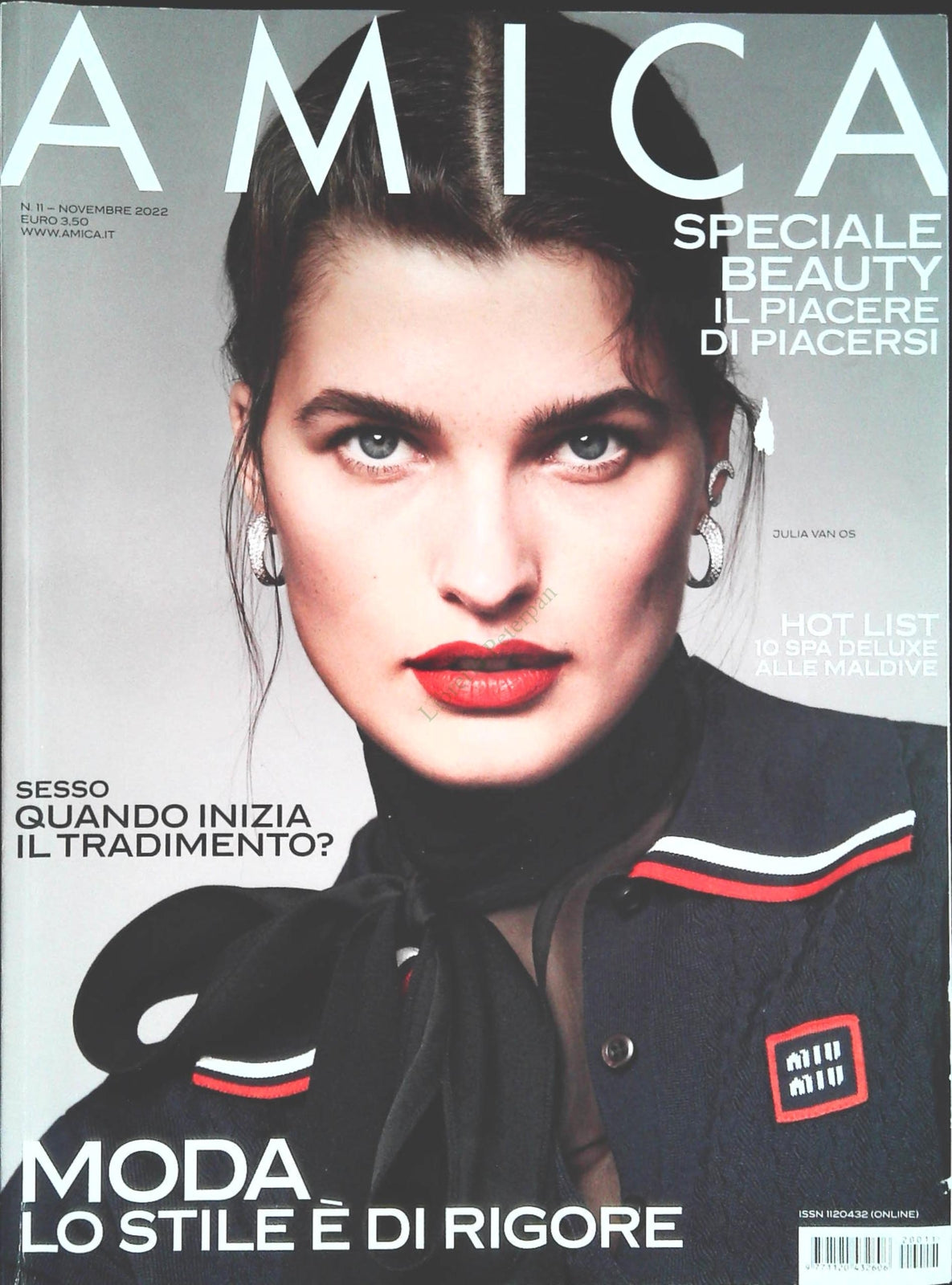 AMICA NOVEMBRE 2022 - MODA LO STILE DI RIGORE