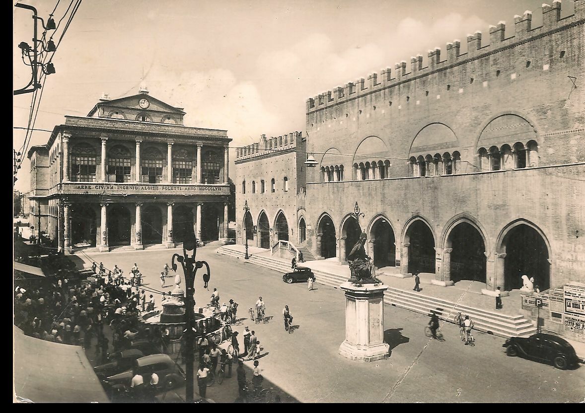 RIMINI - PIAZZA CAVOUR - V1953
