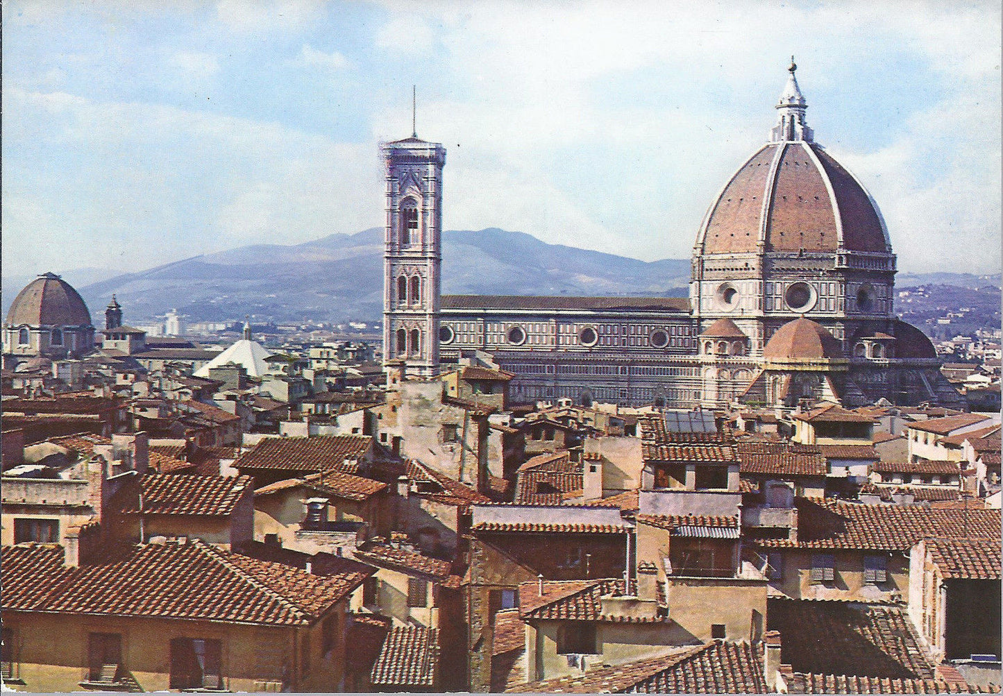 FIRENZE - LA CATTEDRALE IN PANORAMA - NV