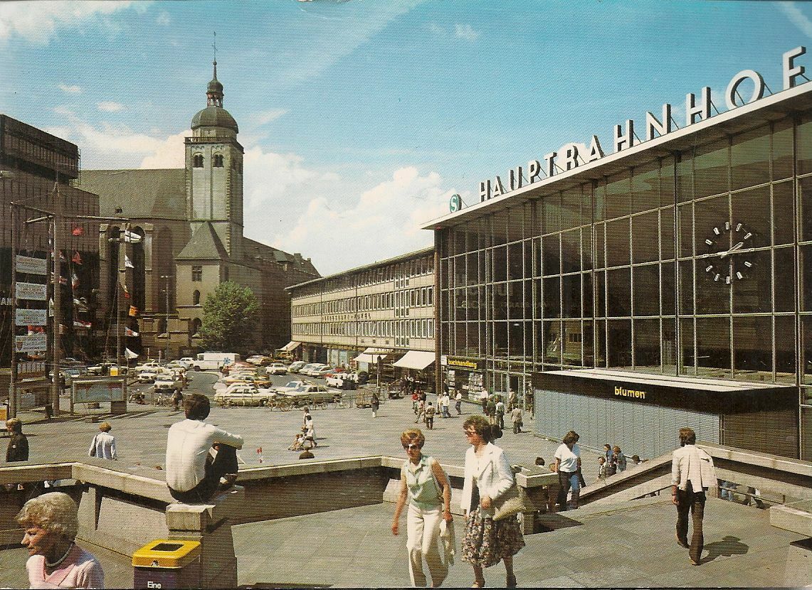 ERFURT - BAHNOFSPLATZ MIT HO-HOTEL ERFURT OF - V1967