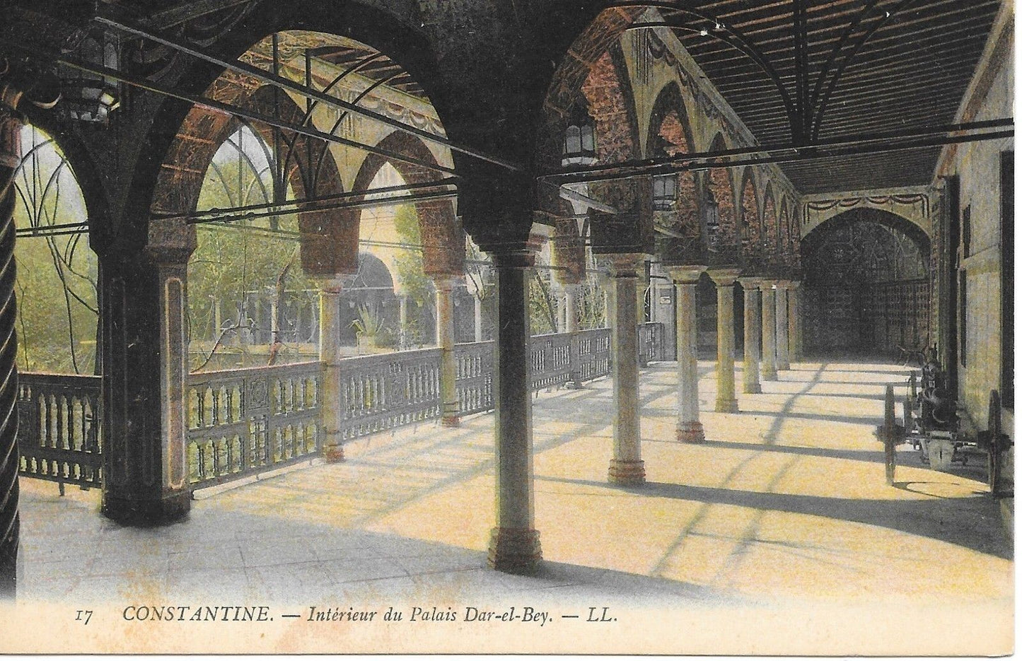 CONSTANTINE - ALGERIA - INTERIEUR DU PALAIS DAR-EL-BEY - NV