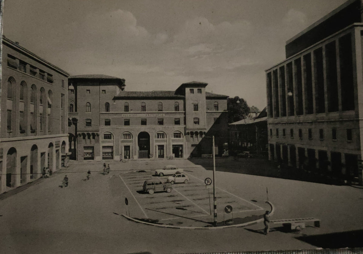 RAVENNA - PIAZZA CADUTI DELLA LIBERTÀ - VSD - FG