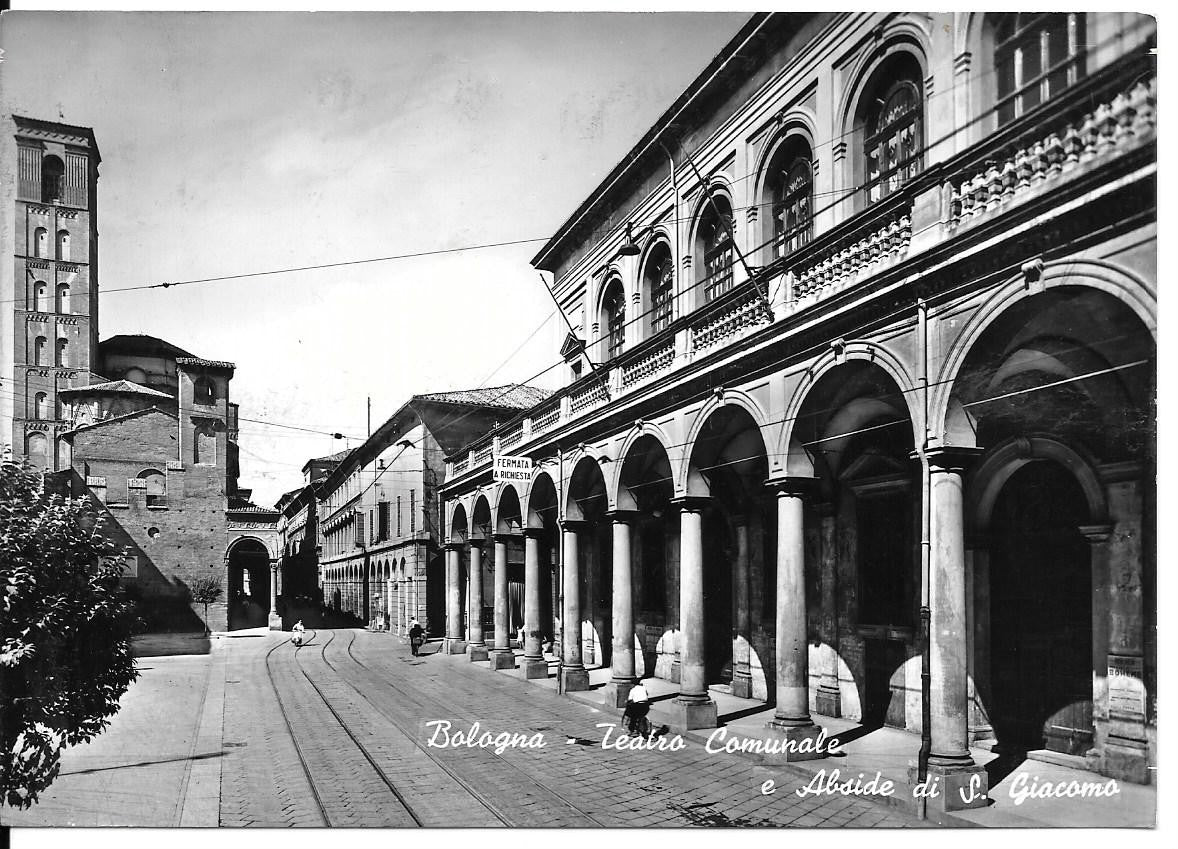 BOLOGNA - TEATRO COMUNALE E ABSIDE SAN GIACOMO - V1958