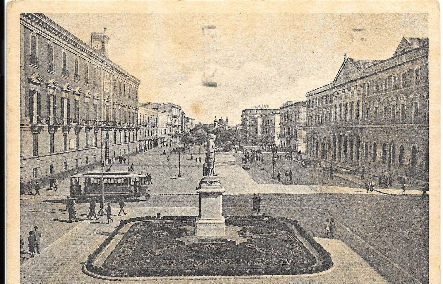 BARI - CORSO VITTORIO EMANUELE E MONUMENTO A NICCOLO' P