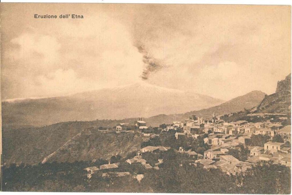 ERUZIONE DELL'ETNA - AMBRATA