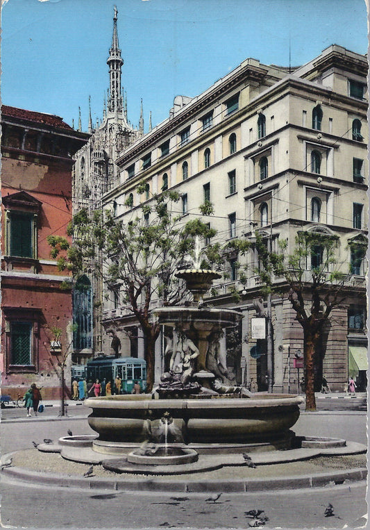 MILANO - PIAZZA FONTANA - V 1959 - FG - Tram
