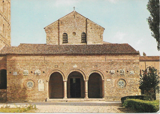 ABBAZIA DI POMPOSA - ATRIO ROMANICO - NV