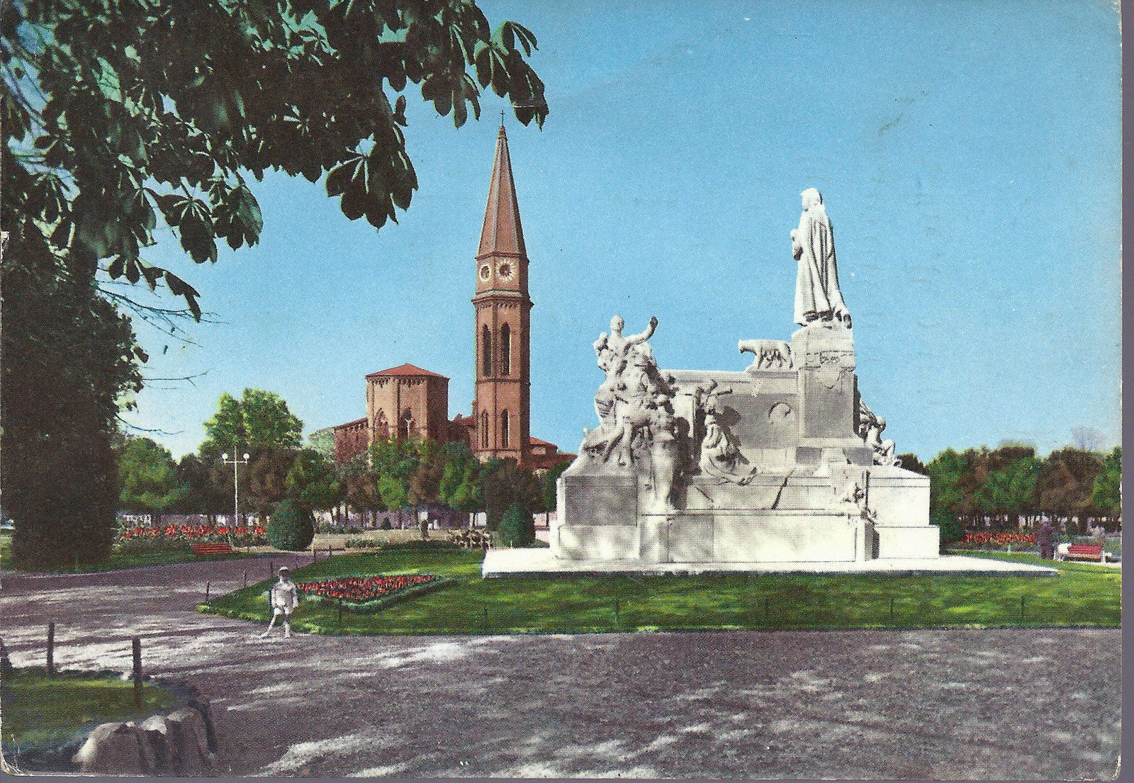 AREZZO - MONUMENTO A PETRARCA E CAMPANILE DEL DUOMO - VSD - 
