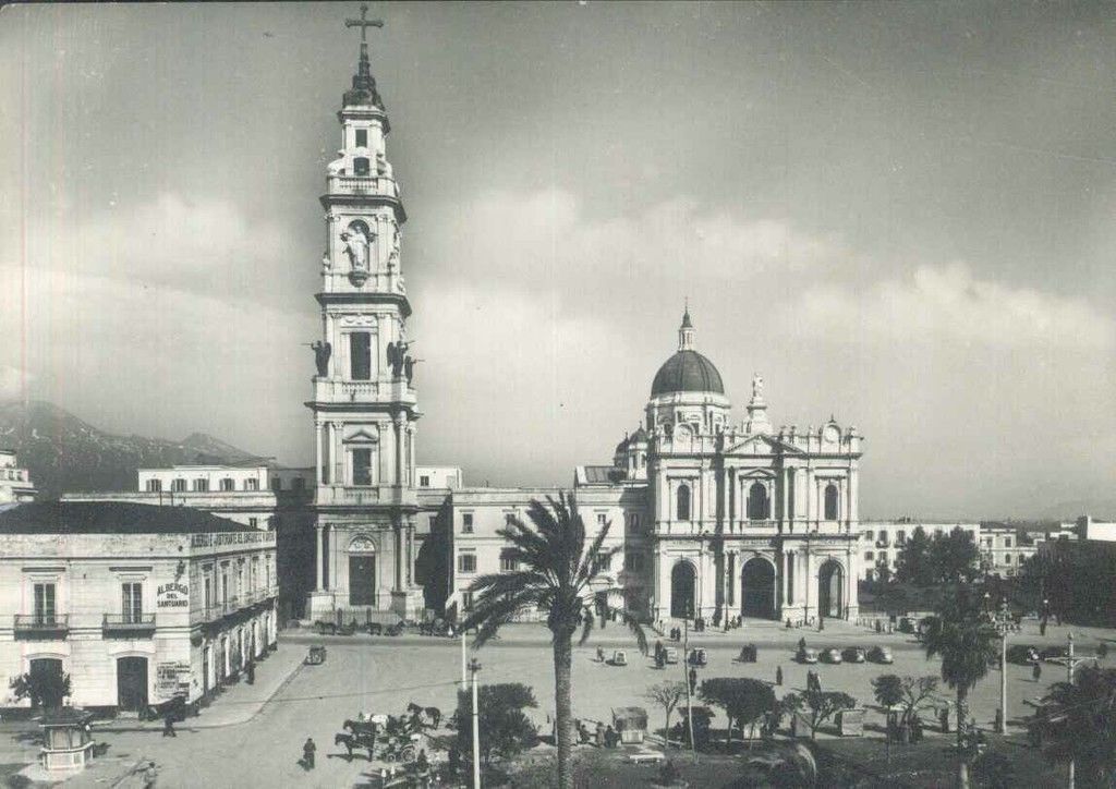 POMPEI - SANTUARIO E PIAZZA - V1952