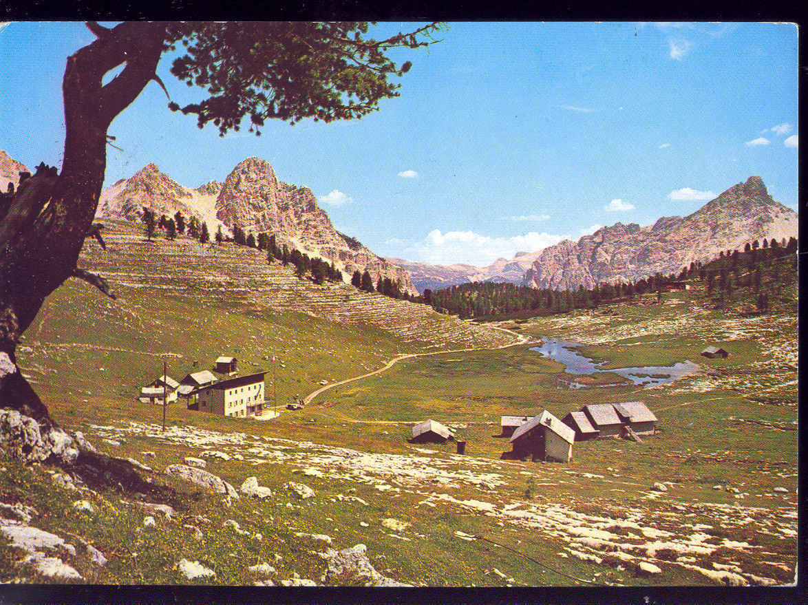RIFUGIO LAVARELLA - ALPE DI FANES - V1975