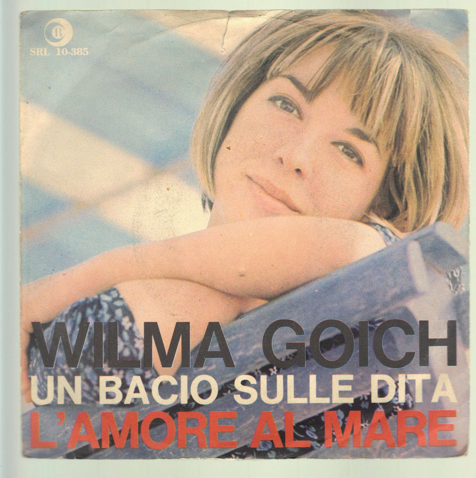 UN BACIO SULLE DITA - L'AMORE AL MARE --- WILMA GOICH
